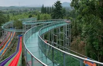 傳統景區|轉型升級必備 玻璃水滑道引流又創收