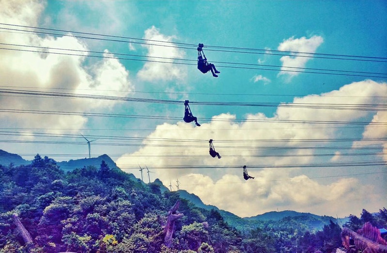 景區空中滑索項目：來自大自然的挑戰！