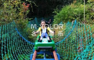 景區(qū)管軌式滑道游樂設(shè)備：體驗刺激，暢享自然之美